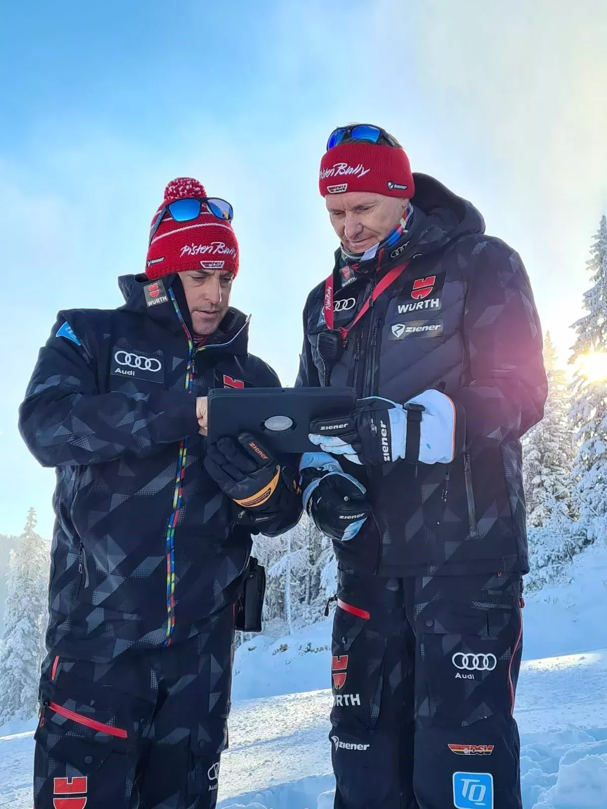 Kässbohrer PistenBully Patrocinador: DSV Alpine Skiing Trainer