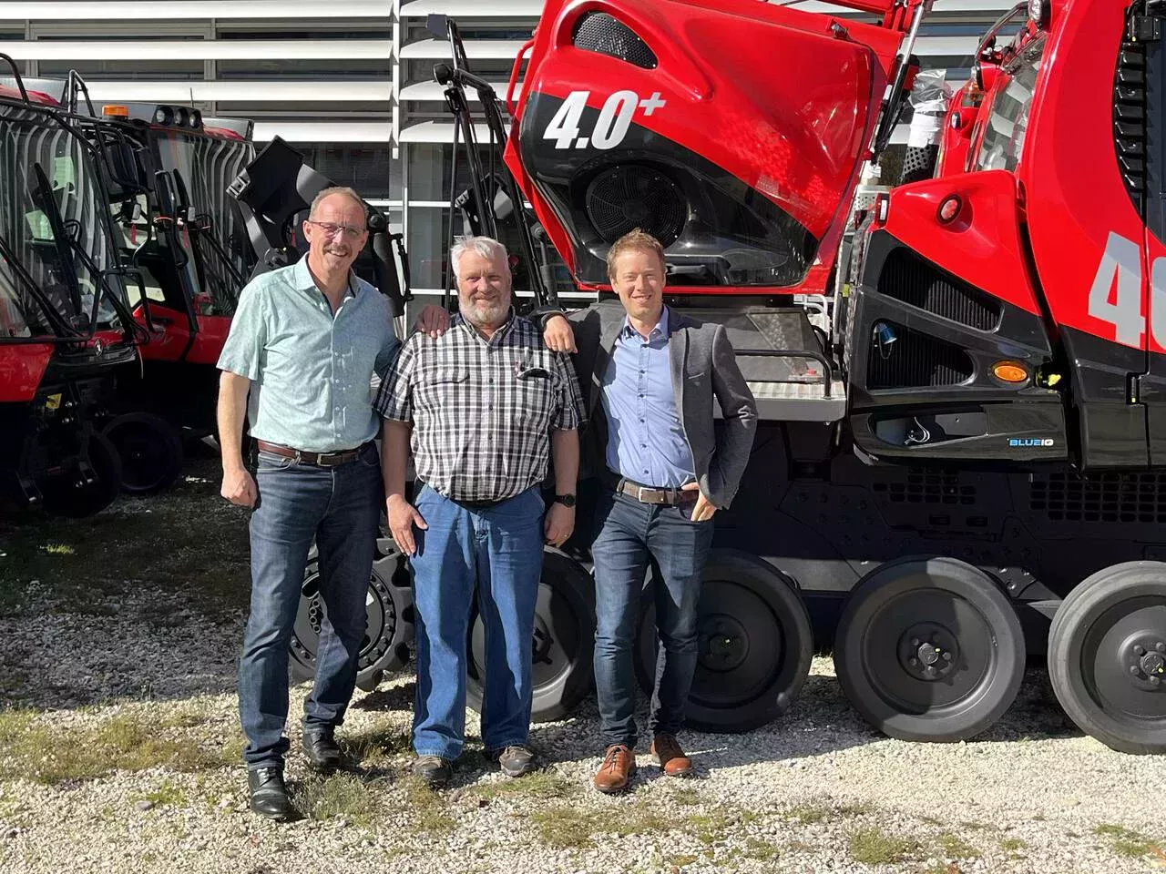 Raimund Mayer, Rod Elwell, Claudius Henger Raimund Mayer, Rod Elwell, Claudius Henger