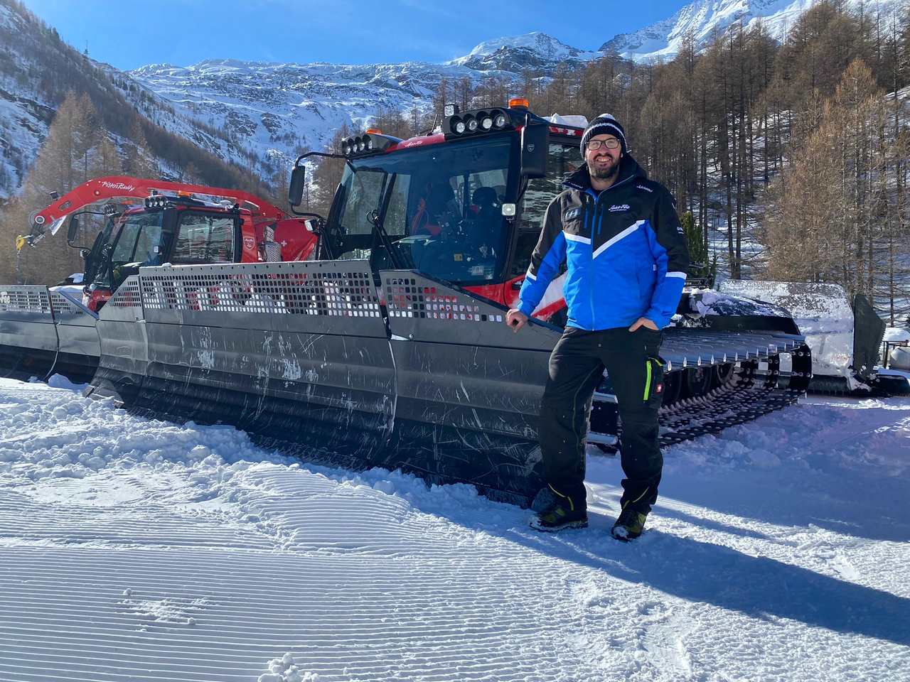 Patrick Gnos vor PistenBully Patrick Gnos vor PistenBully